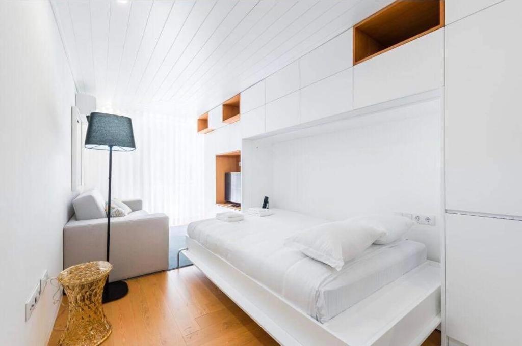 Bright In The Heart Of By Great&cosy Oporto